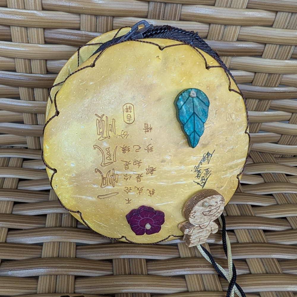 Handmade Coconut Shell Wristlet Pouch Floral Leaf Beads Asian Small - Picture 9 of 12